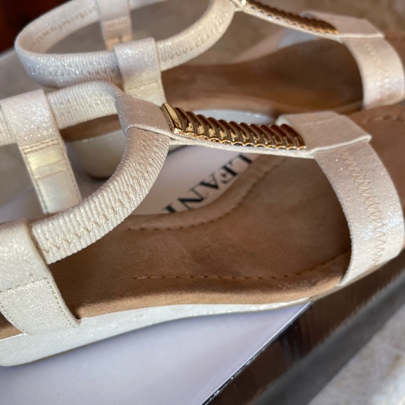 Alfani, gold, shimmer, wedge - Picture 4 of 8